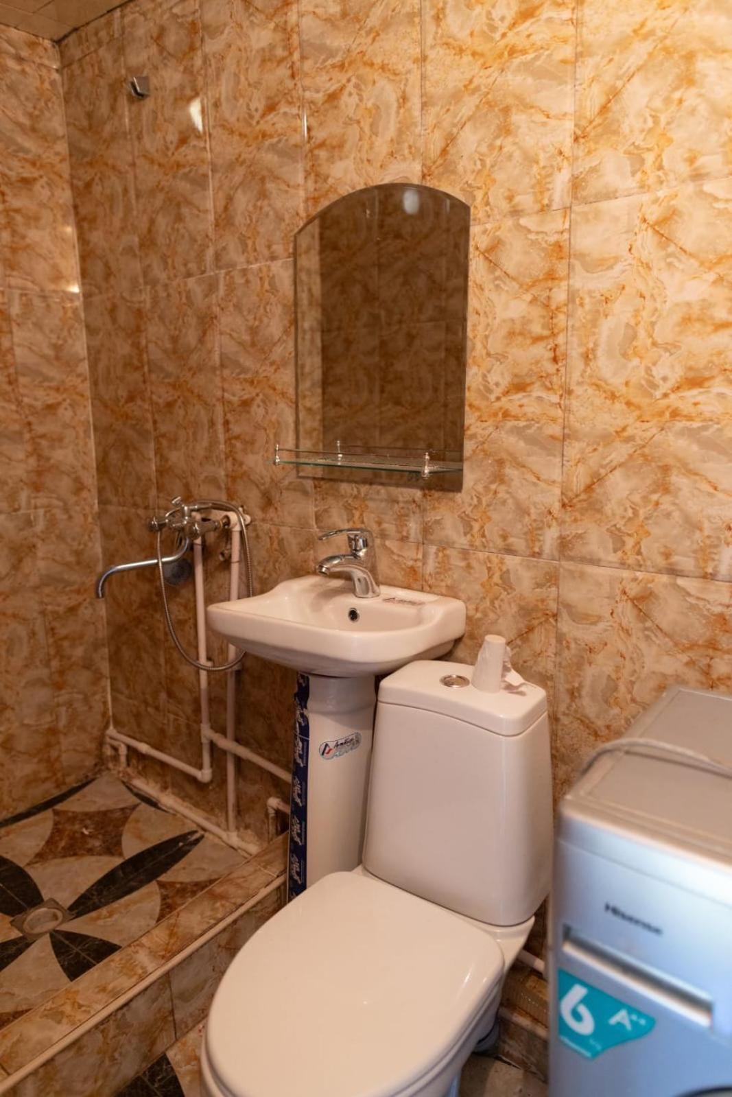 Wine House Hotel Tbilisi Bagian luar foto