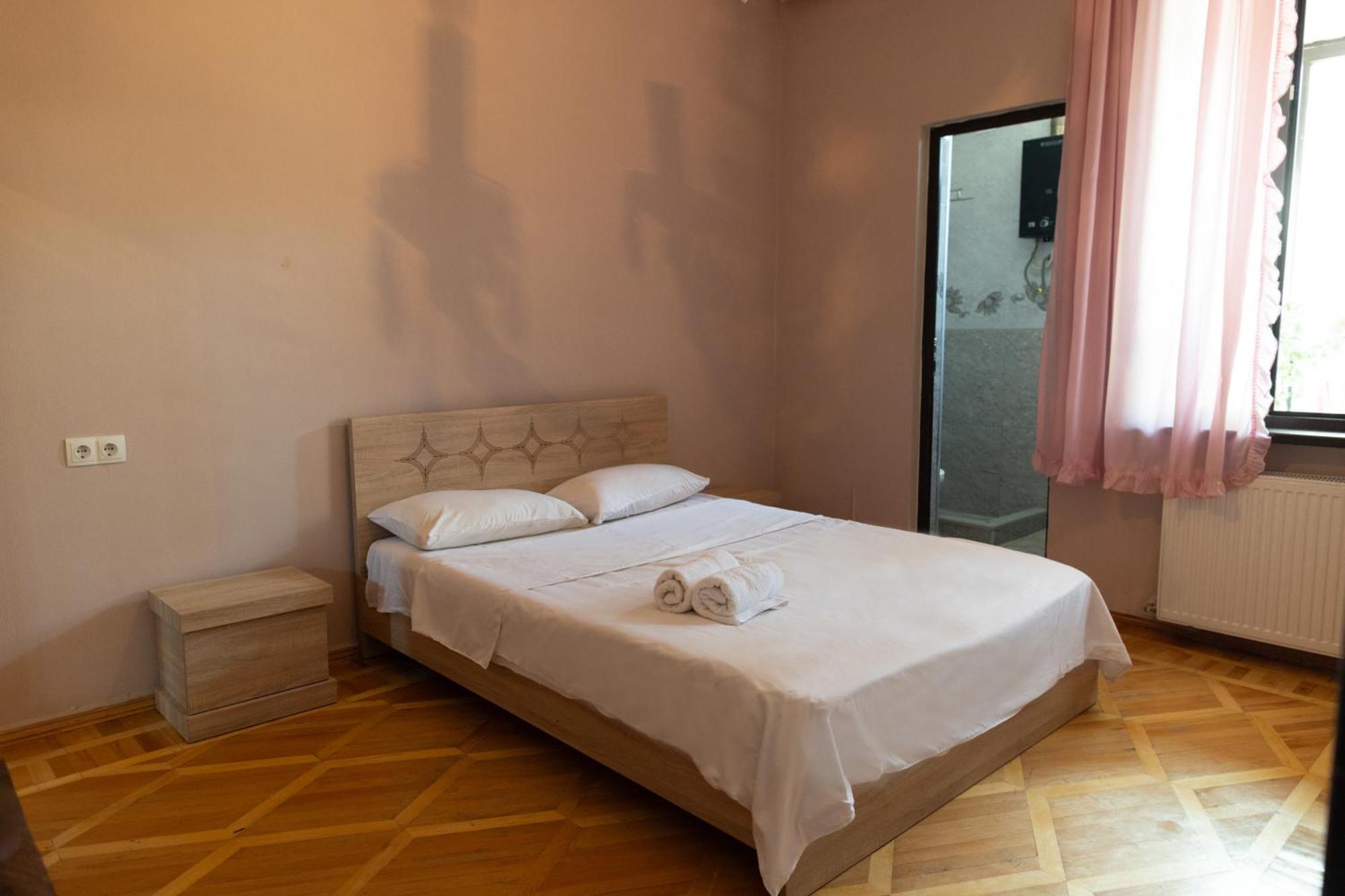 Wine House Hotel Tbilisi Ruang foto